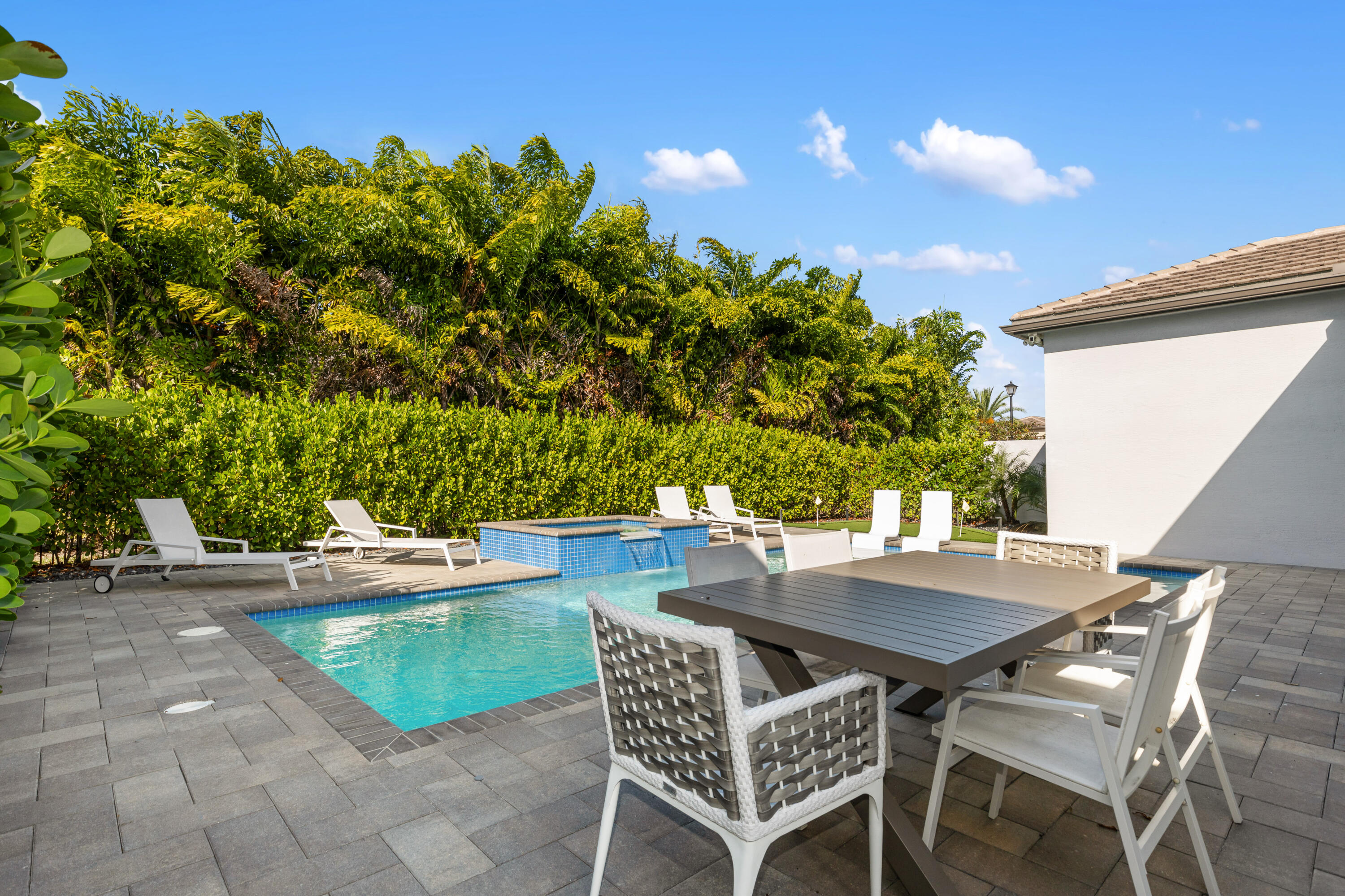 MONTICELLO AGR PUD PLAT SIX - Residential