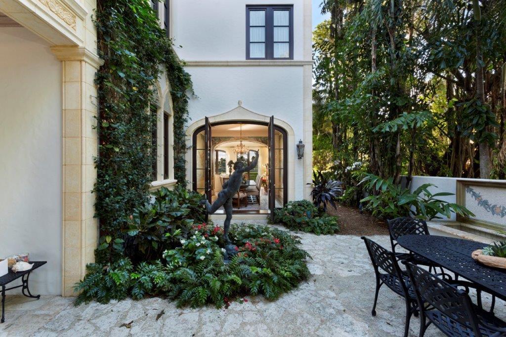 ROYAL PARK ADD TO P B IN - Residential