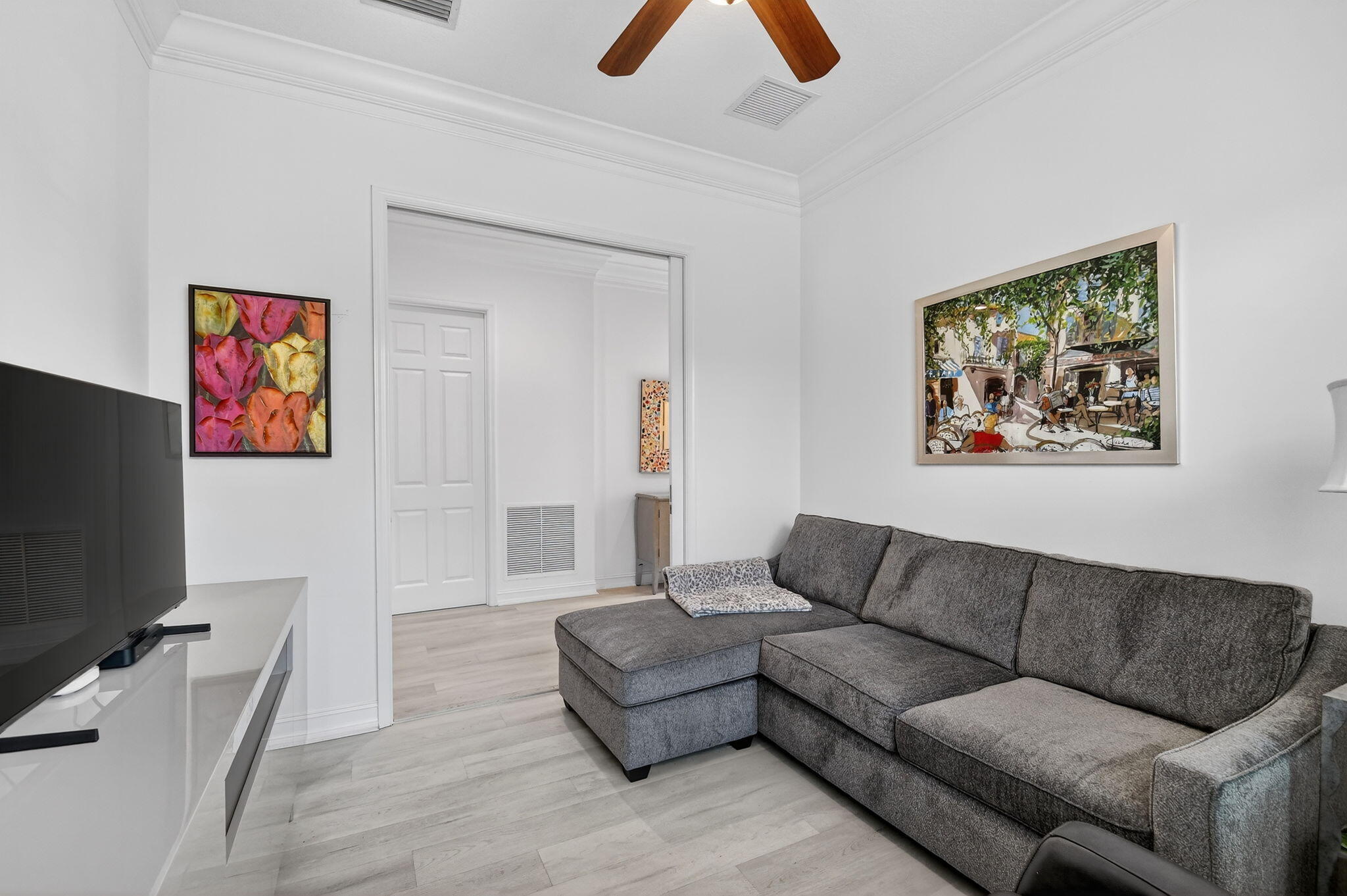 VALENCIA POINTE 3 - Residential