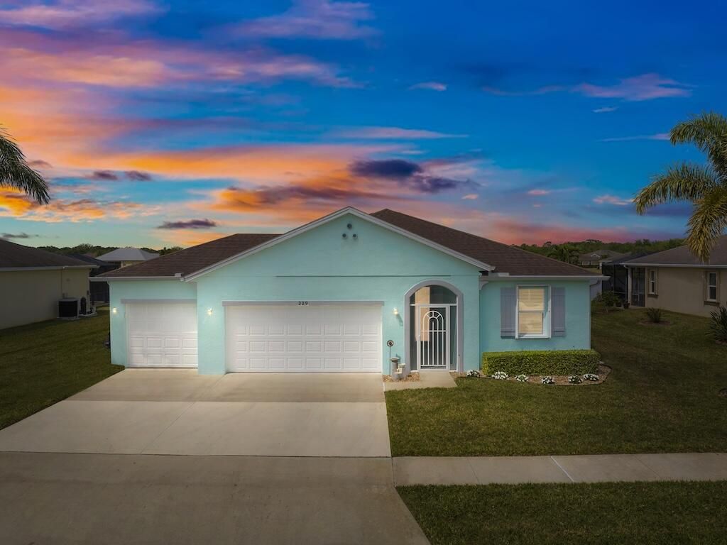 Photo of 229 Barbossa Drive, Sebastian, FL 32958 (MLS # R11078942)