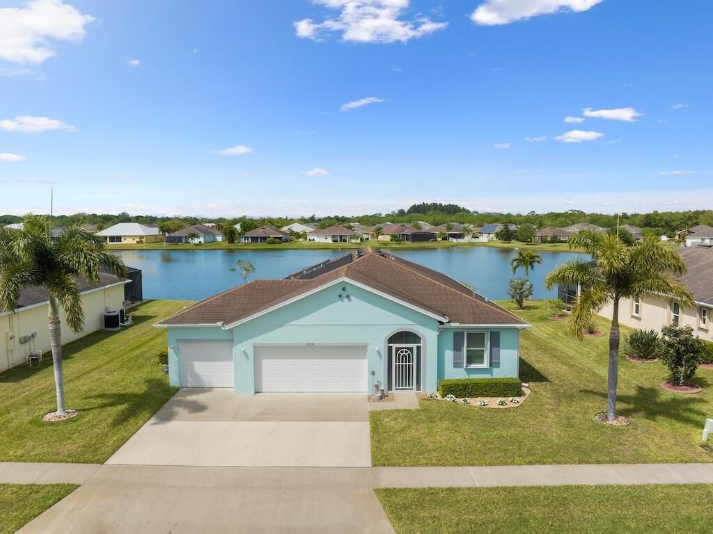 Photo of 229 Barbossa Drive, Sebastian, FL 32958 (MLS # R11078942)