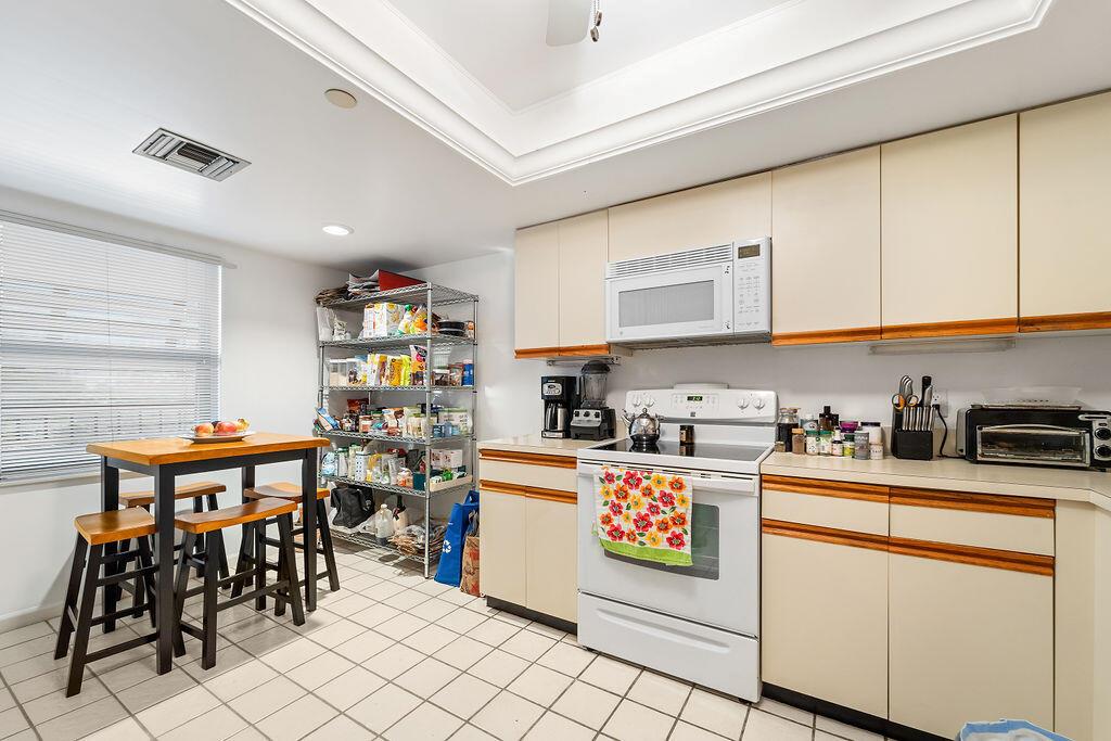 356 Golfview Road 505
