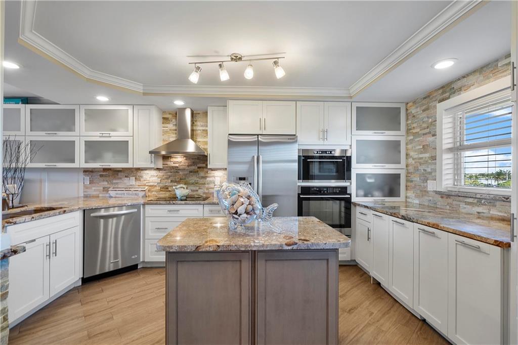 Hillsboro cove East Port - Residential