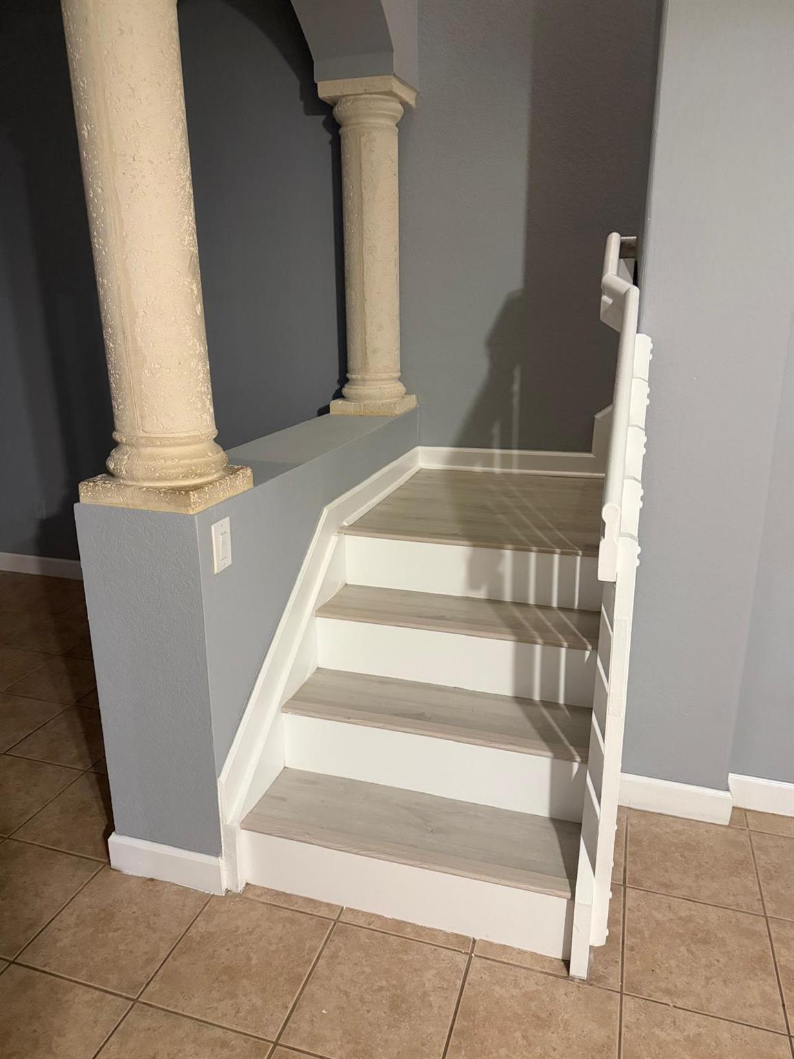 SHOMA TOWNHOMES AT ROYAL - Residential Lease