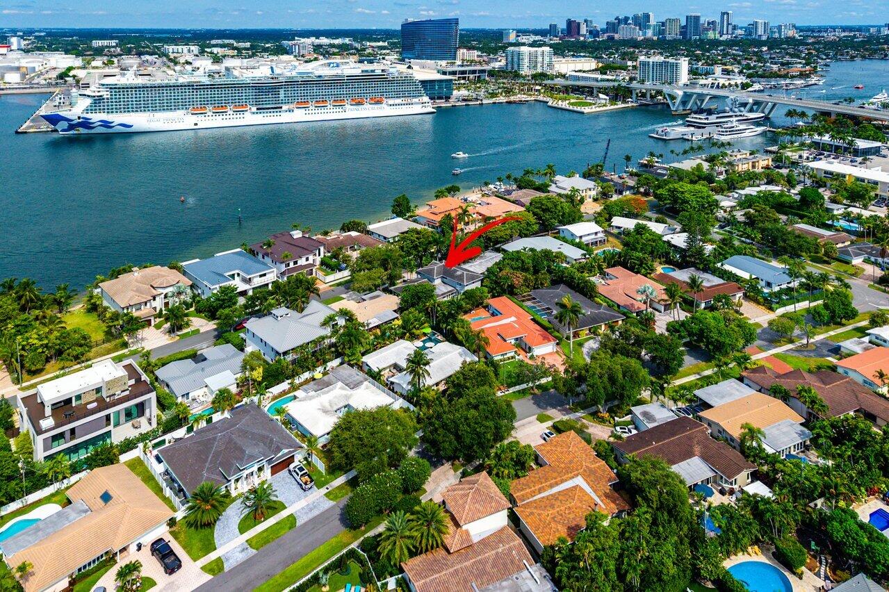 1940 Harbourview Drive