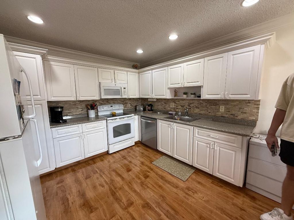 Photo of 1621 NW 20th Avenue #201, Delray Beach, FL 33445 (MLS # F10543269)