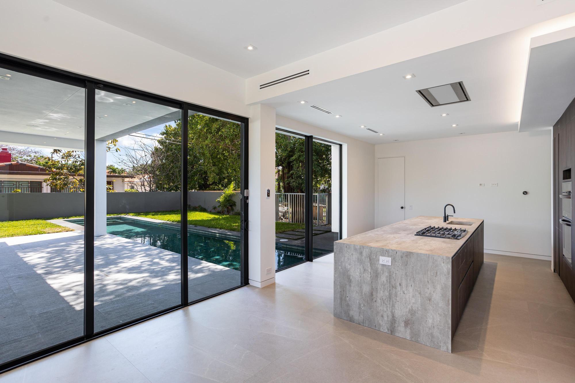 NEW SHENANDOAH - Residential