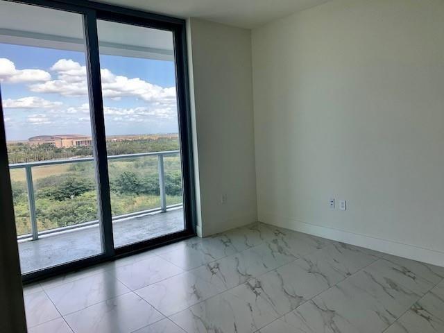 Metropica North Tower One - Residential Lease