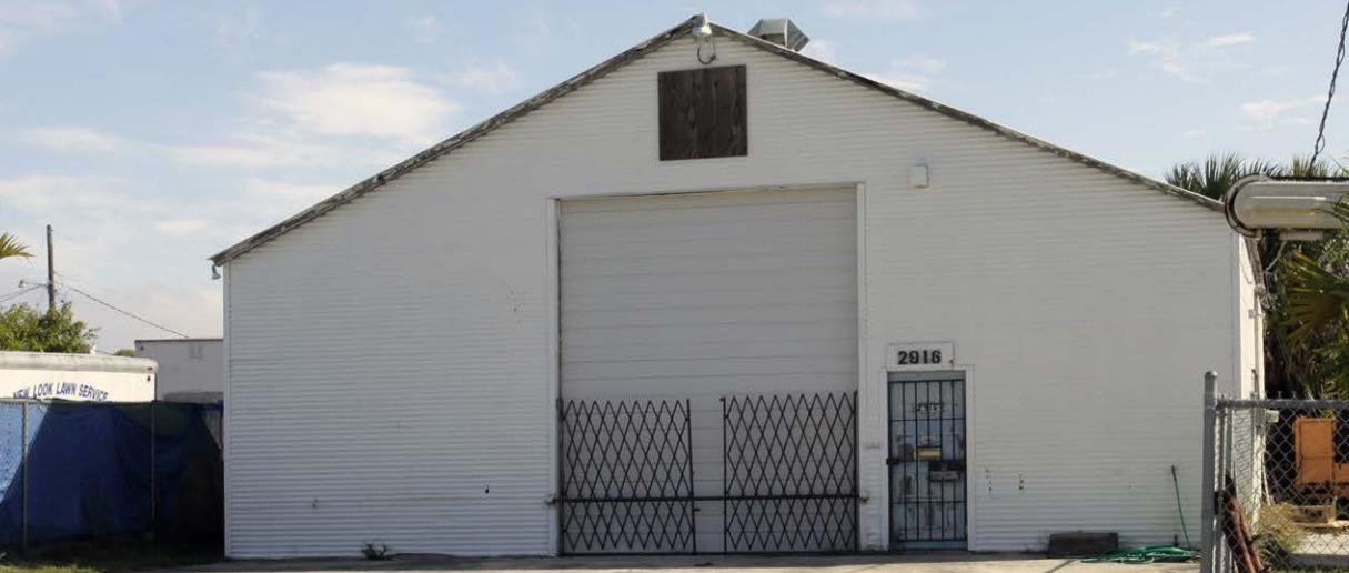 Spacious multi purpose property with about 2000 sqft. Available for sale or lease.