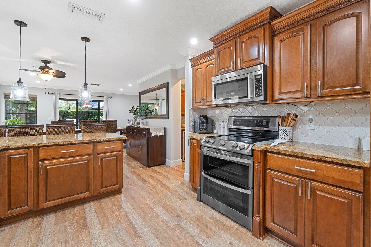 1551 Yachtman Place