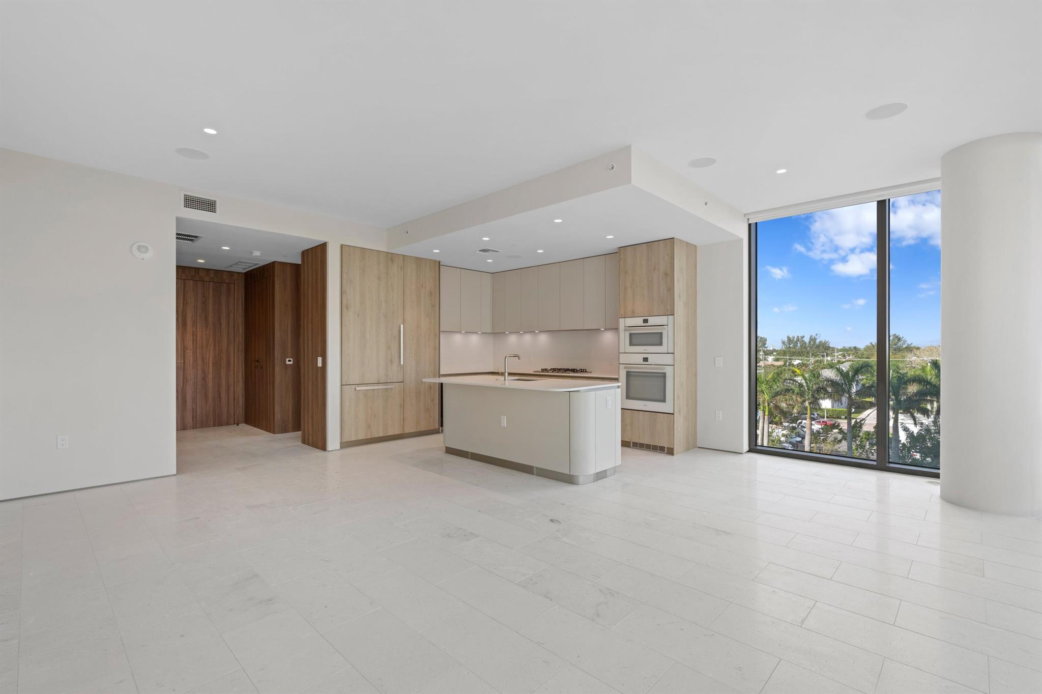 200 Arkona Court 401