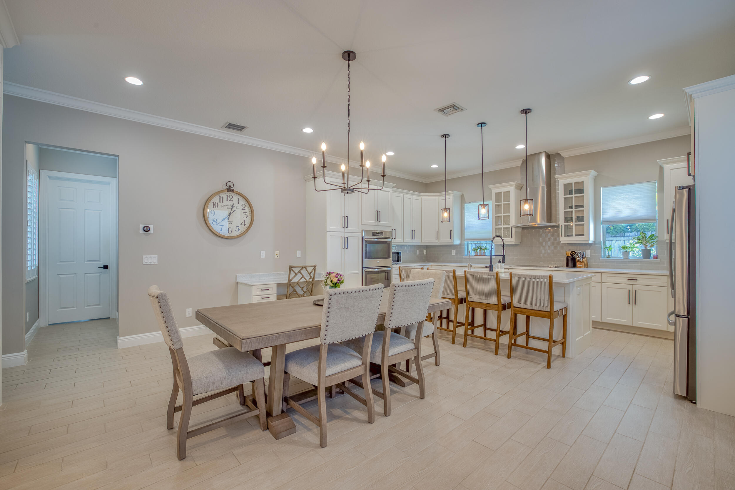 3046 SW Ellsworth Avenue