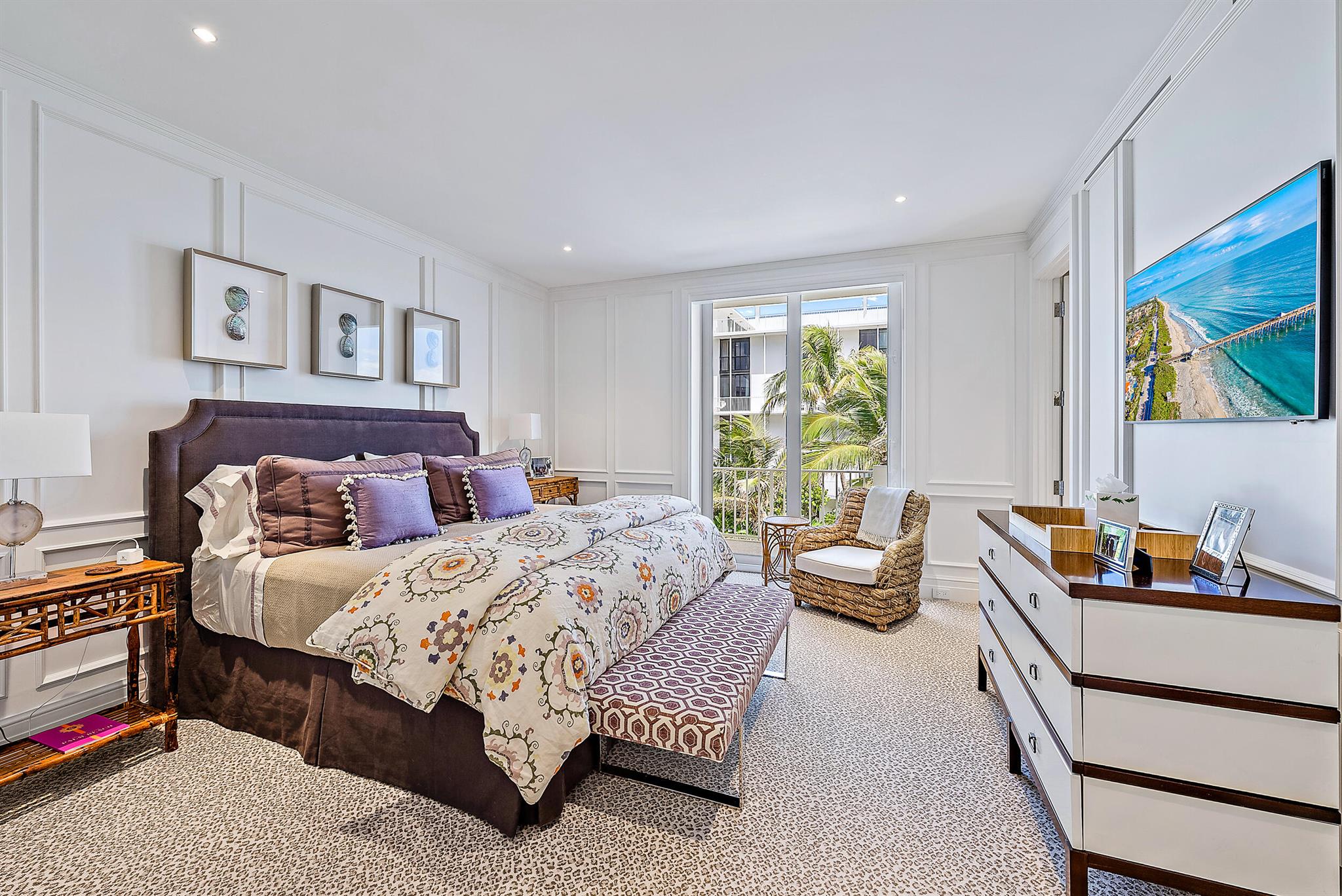 KIRKLAND HOUSE COND - Residential