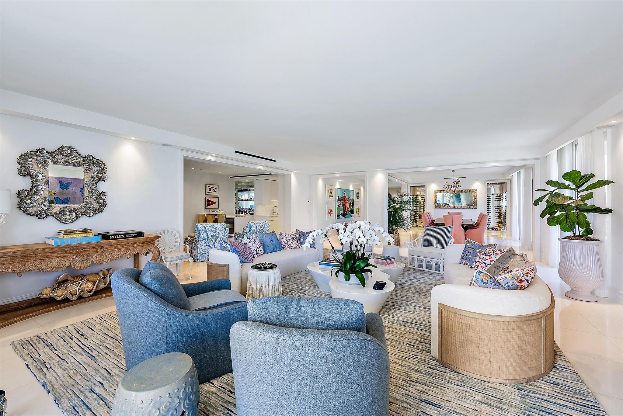 KIRKLAND HOUSE COND - Residential