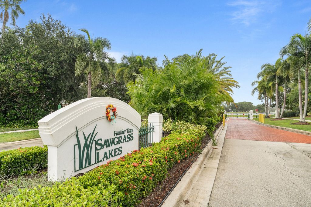 Photo of 516 SW Deer Run, Port Saint Lucie, FL 34953 (MLS # R10936704)