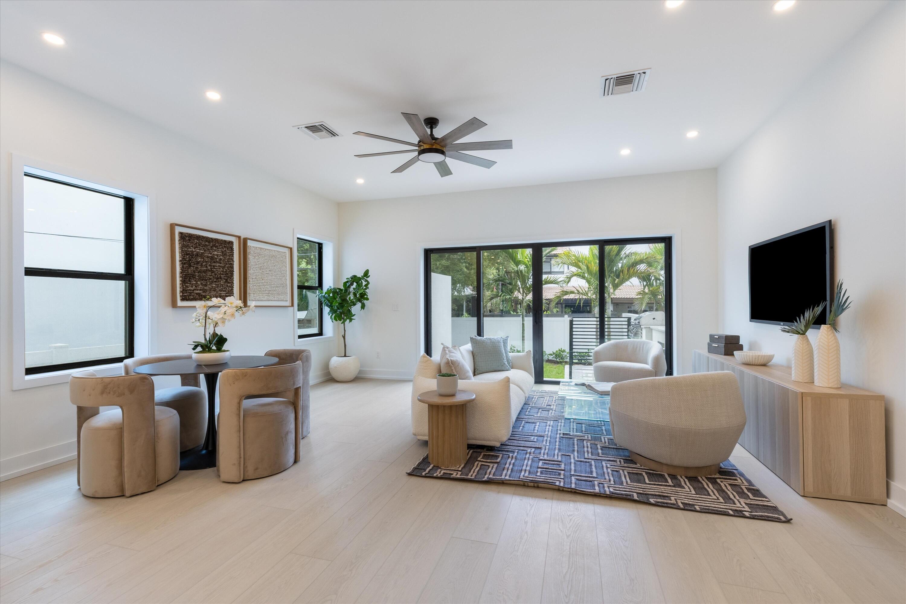 507 SW 11th Street