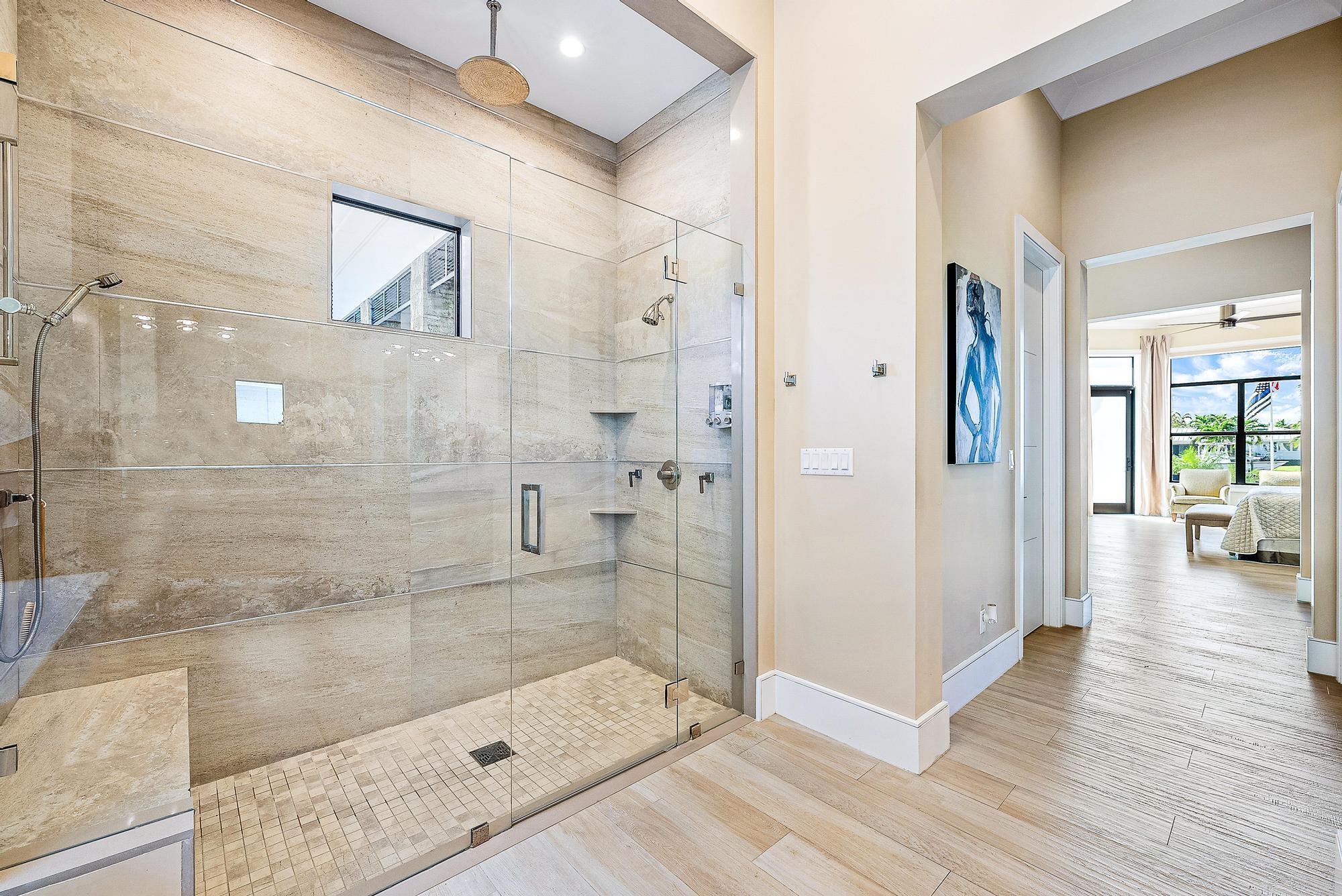 PARADISE PORT - Residential