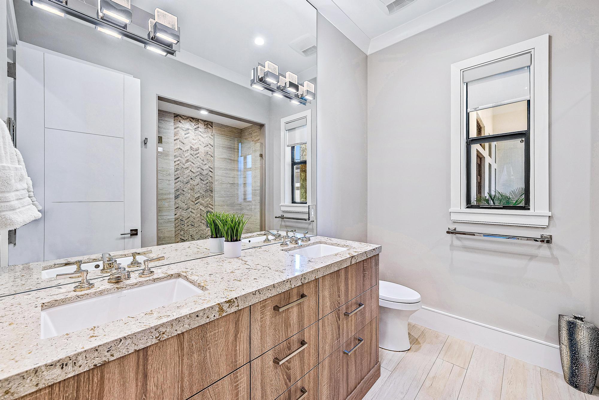 PARADISE PORT - Residential