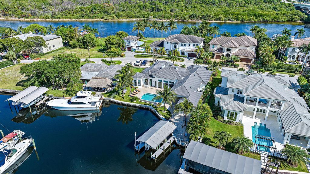 Photo of 14061 Paradise Point Road, Palm Beach Gardens, FL 33410 (MLS # R10935014)