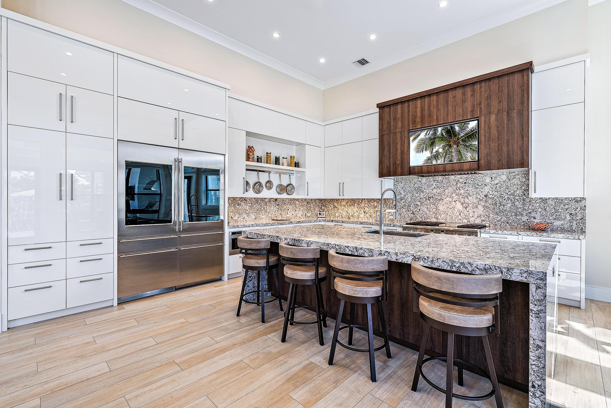 PARADISE PORT - Residential