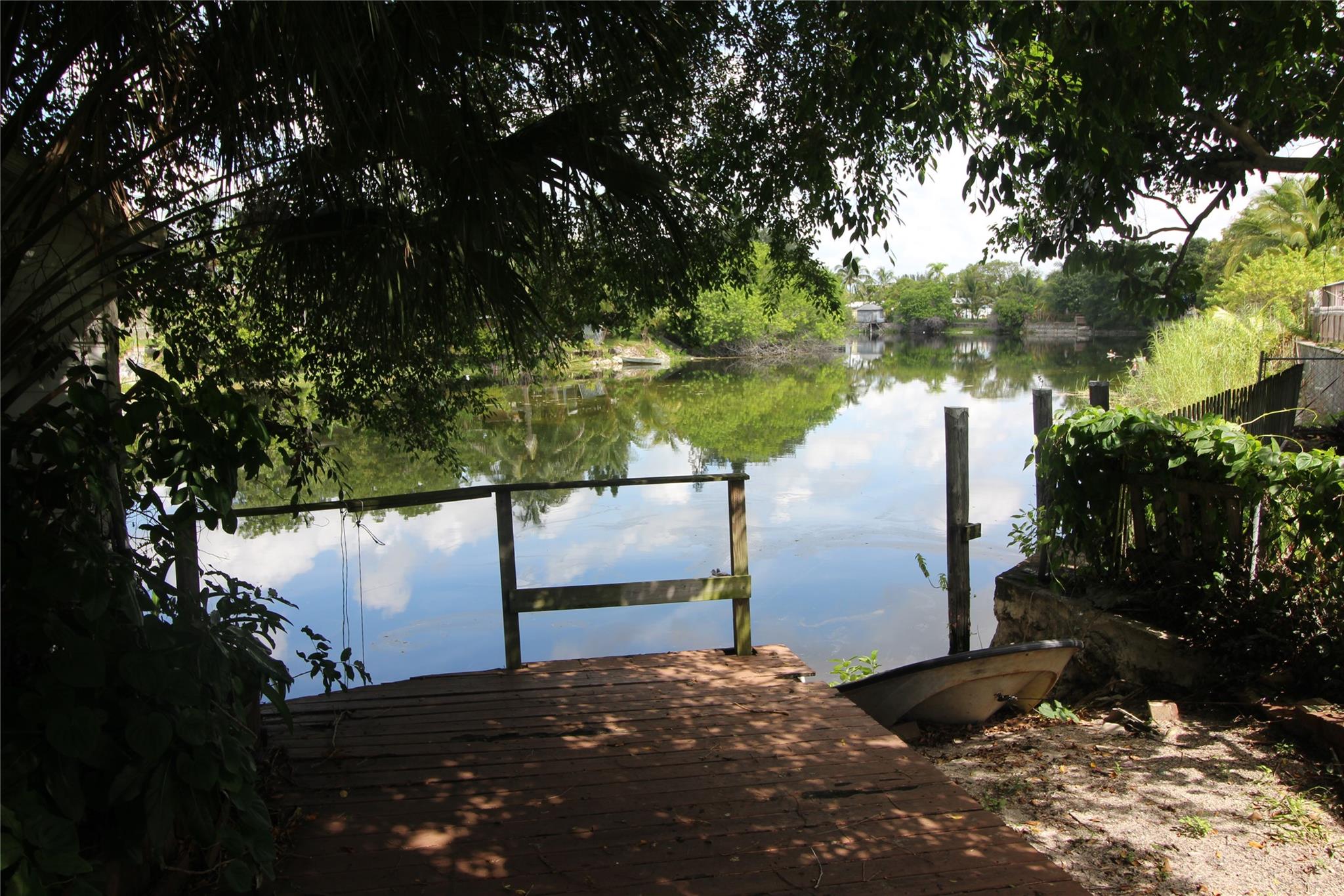 301 NW 38th St, Deerfield Beach, FL, 33064/$550,000 1 301 NW 38th St
