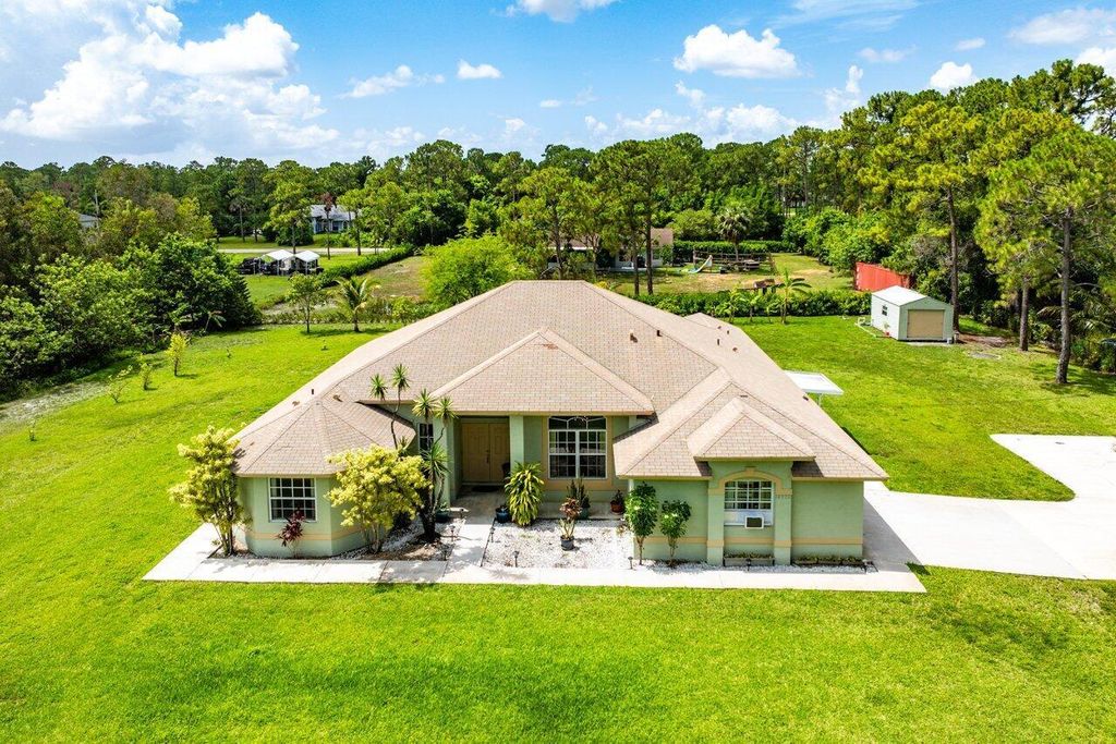 Photo of 16932 87th Lane N, The Acreage, FL 33470 (MLS # R11101400)