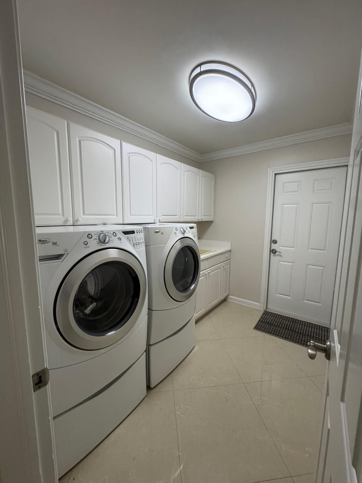 BOCA RATON BATH & TENNIS CLUB - Residential Lease