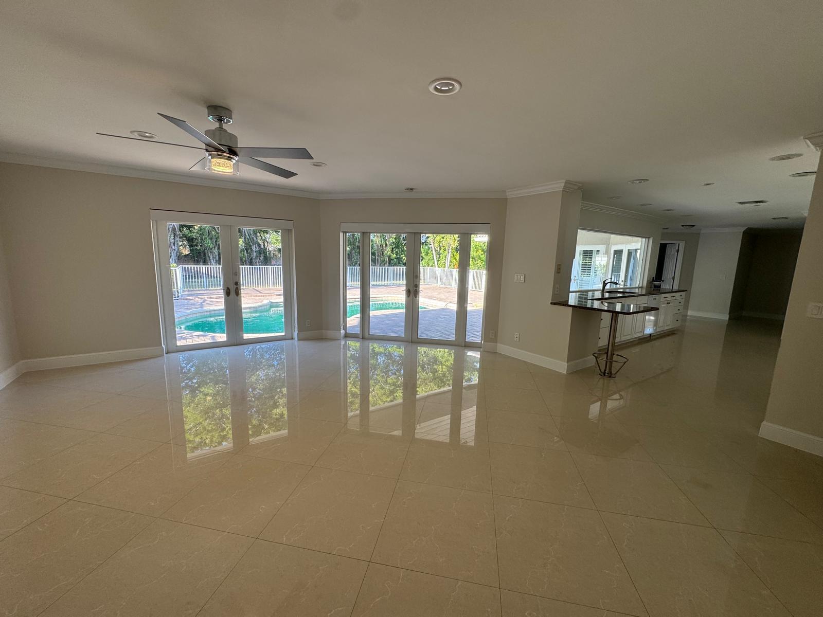 BOCA RATON BATH & TENNIS CLUB - Residential Lease