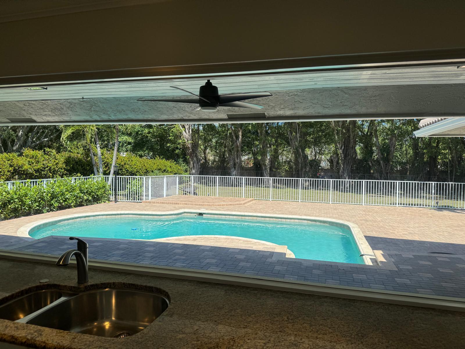 BOCA RATON BATH & TENNIS CLUB - Residential Lease