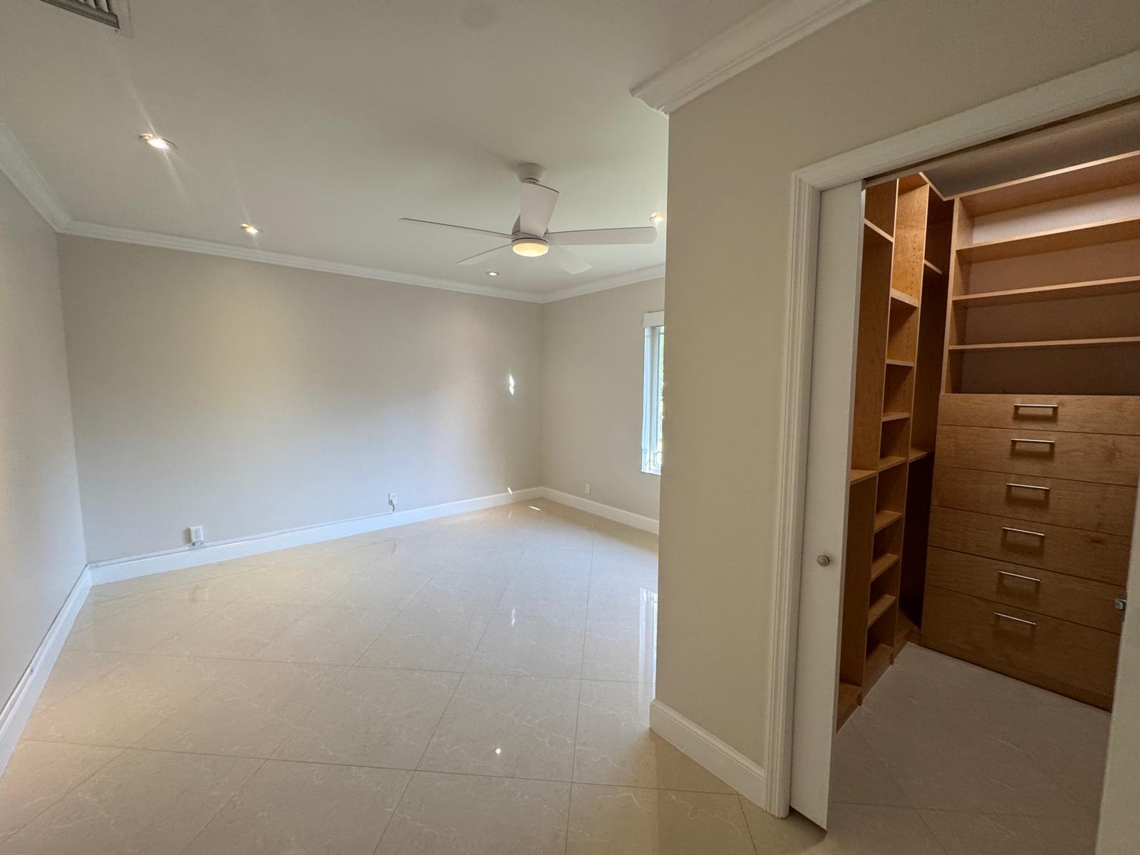 BOCA RATON BATH & TENNIS CLUB - Residential Lease