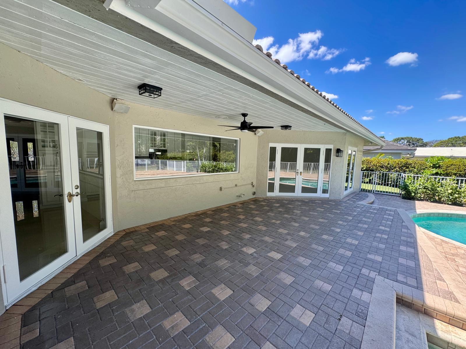 BOCA RATON BATH & TENNIS CLUB - Residential Lease