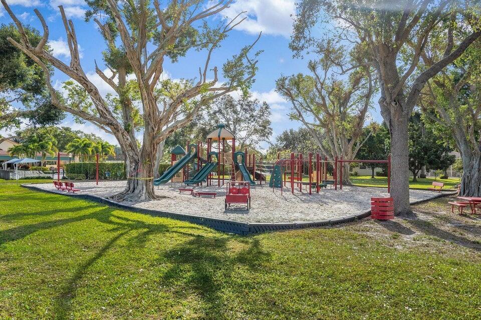 BOCA RATON BATH & TENNIS CLUB - Residential Lease