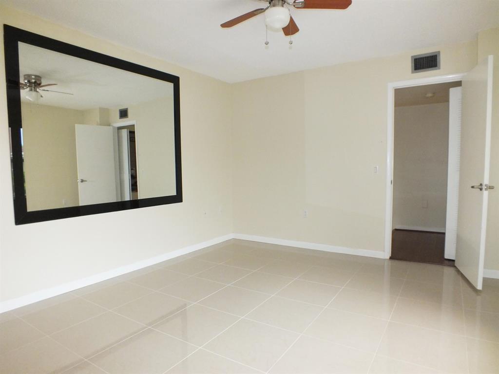 STAMFORD AT ROYAL PALM BEACH - Residential