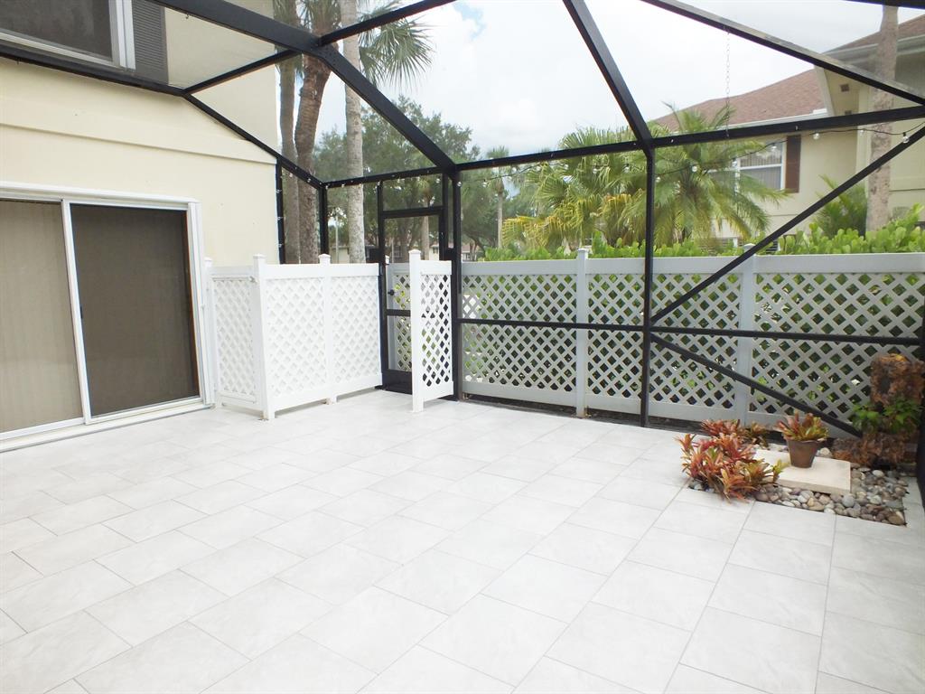 STAMFORD AT ROYAL PALM BEACH - Residential