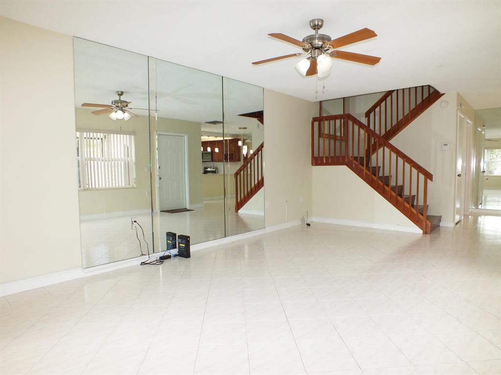 STAMFORD AT ROYAL PALM BEACH - Residential