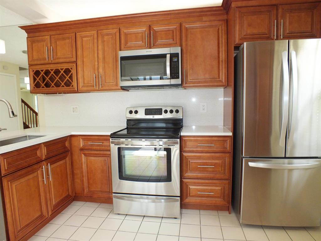 STAMFORD AT ROYAL PALM BEACH - Residential