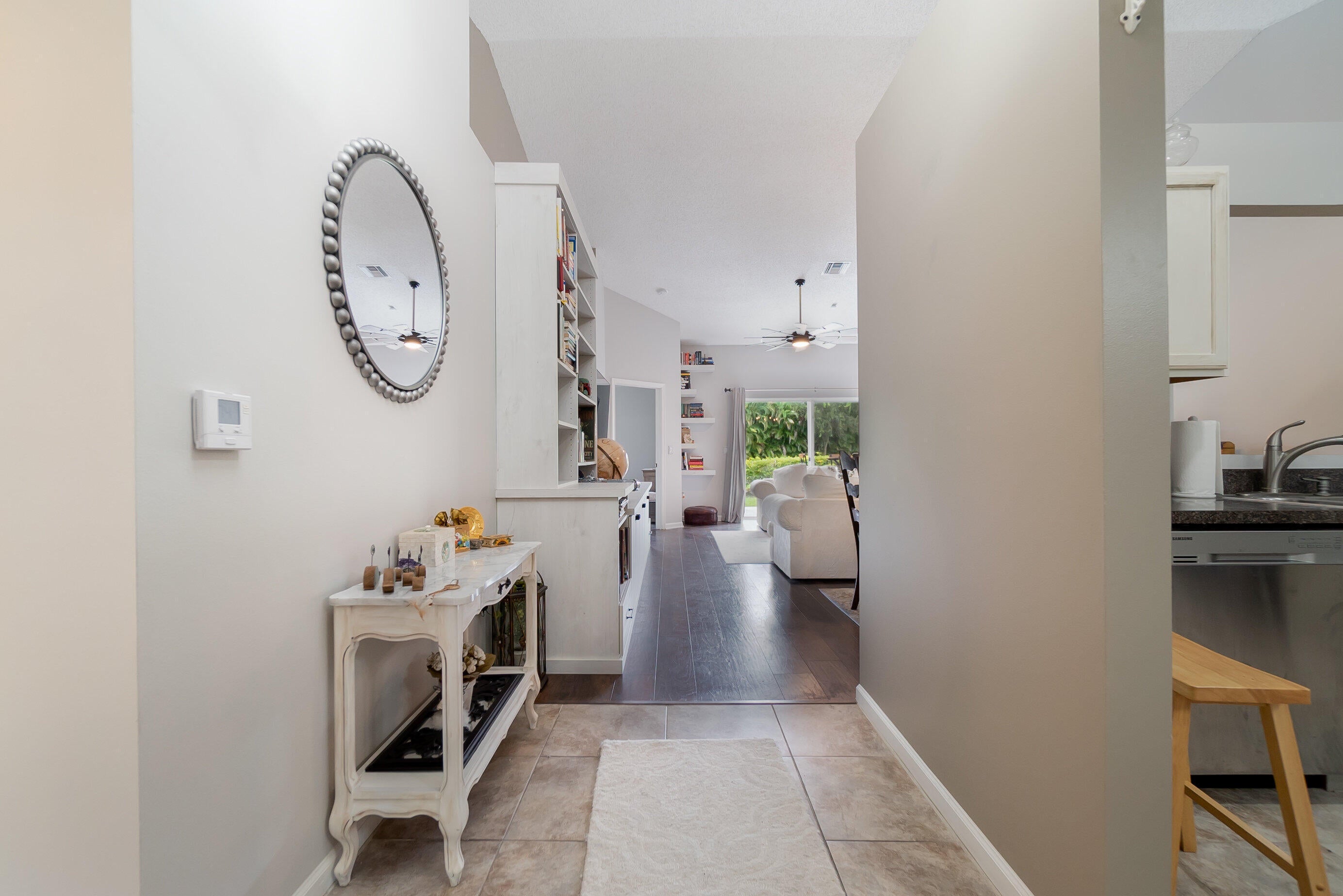 Properties 10537 Pelican Drive