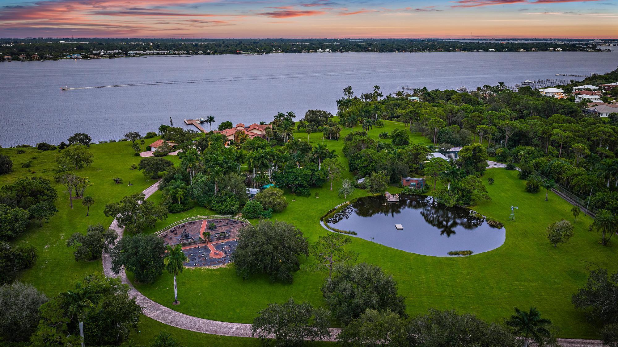 METES AND BOUNDS - Residential