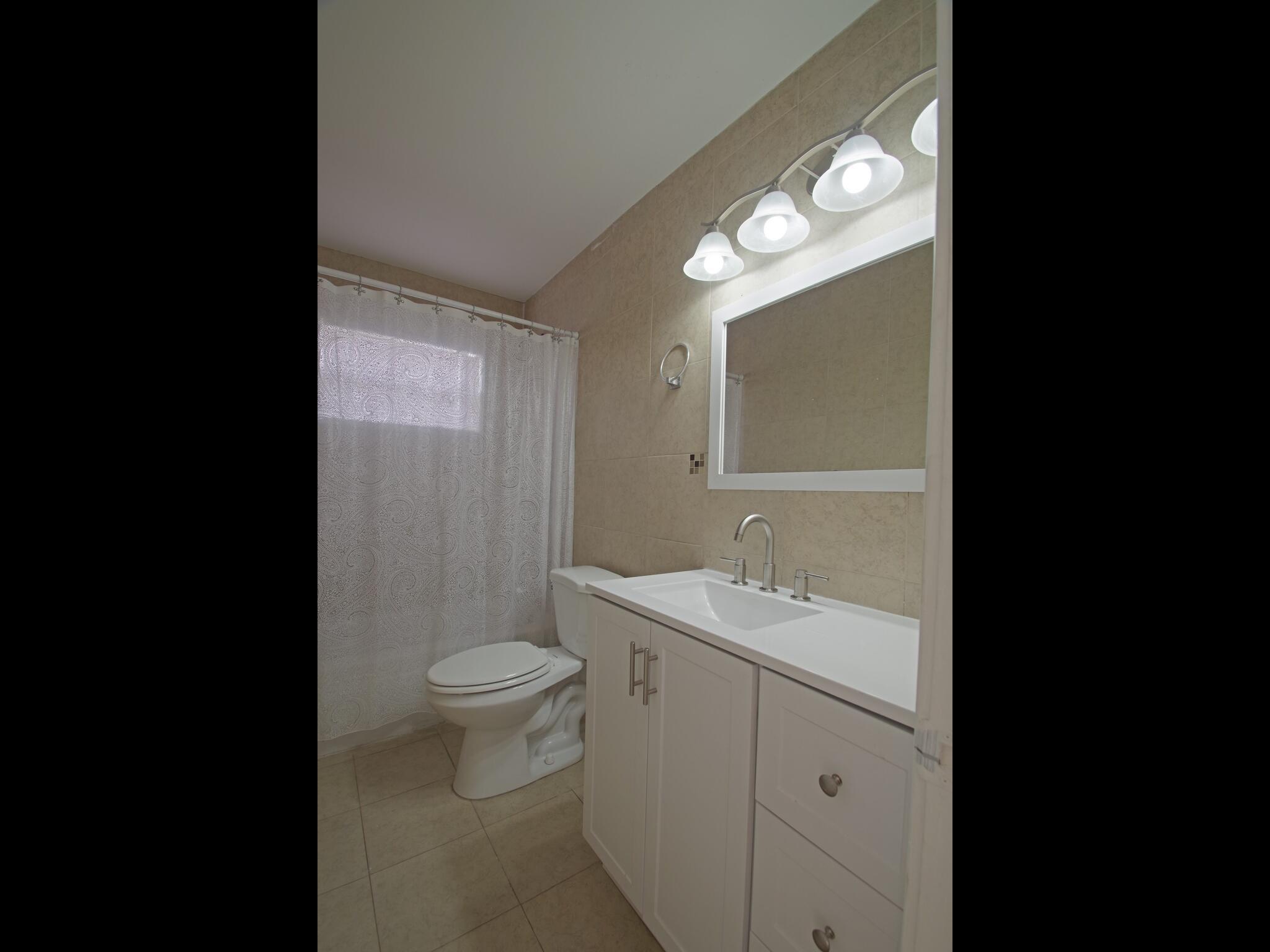 Lauderdale Lakes North Ga - Residential