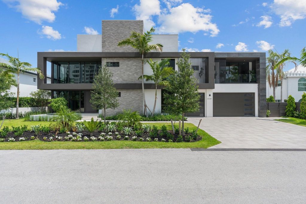 Photo of 2881 NE 35th Street, Fort Lauderdale, FL 33306 (MLS # F10508549)