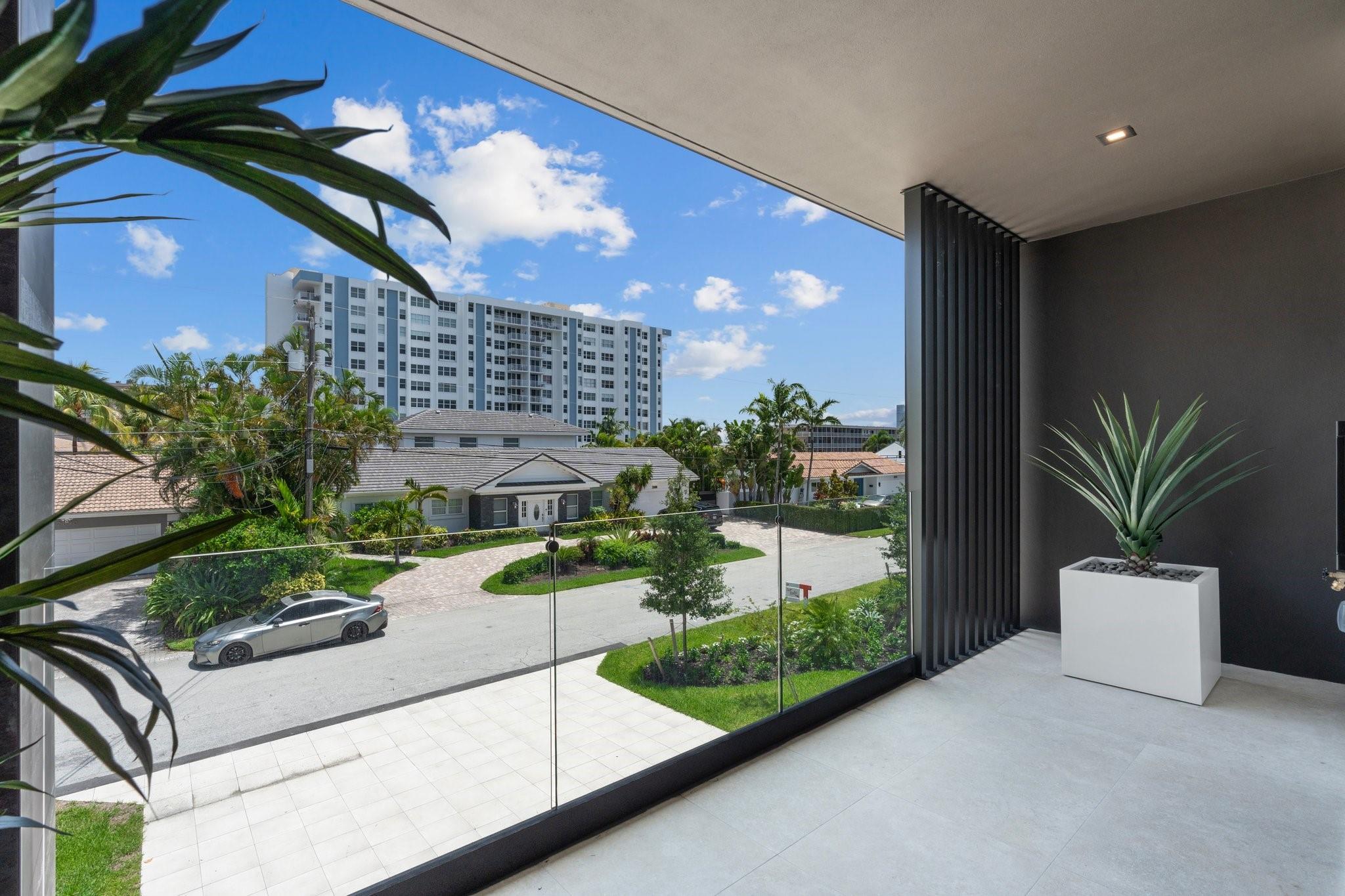 Coral Ridge Country Club - Residential