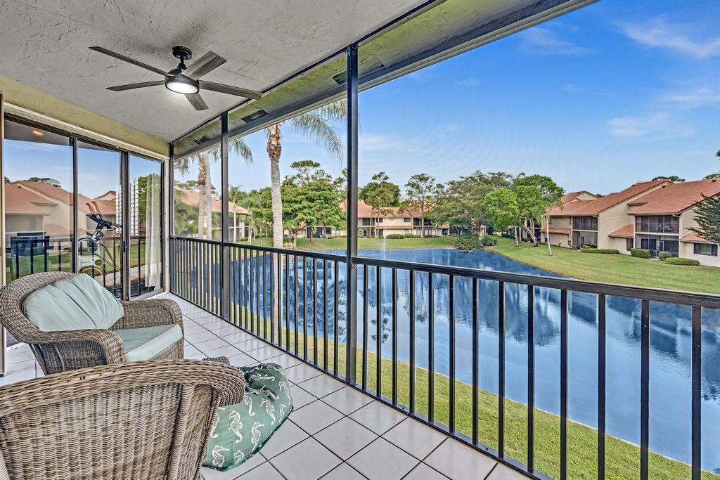 Photo of 5791 Coach House Circle #H, Boca Raton, FL 33486 (MLS # F10441585)