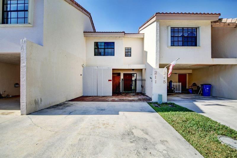 COQUINA LAKES - Residential Lease