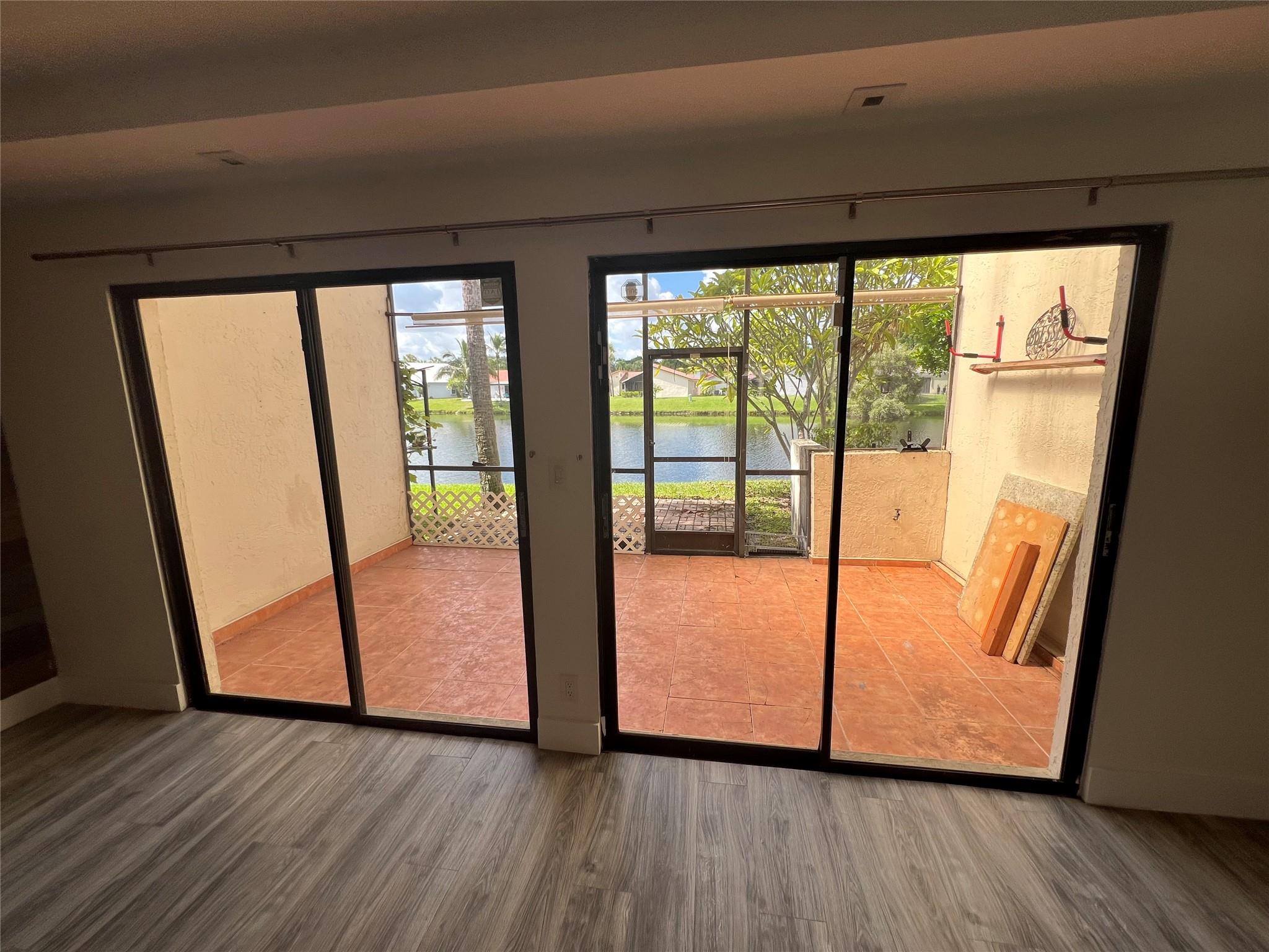 COQUINA LAKES - Residential Lease