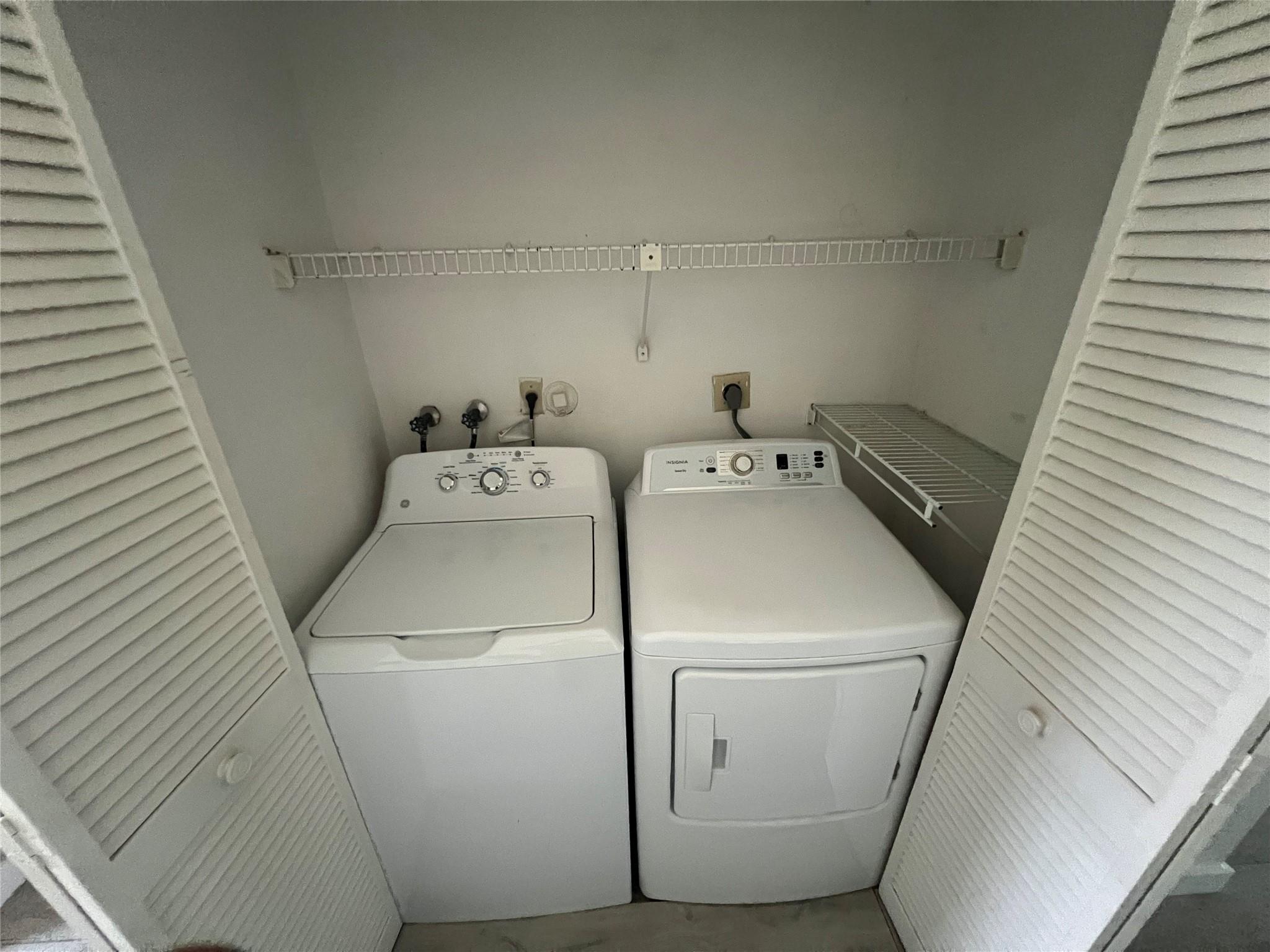 COQUINA LAKES - Residential Lease