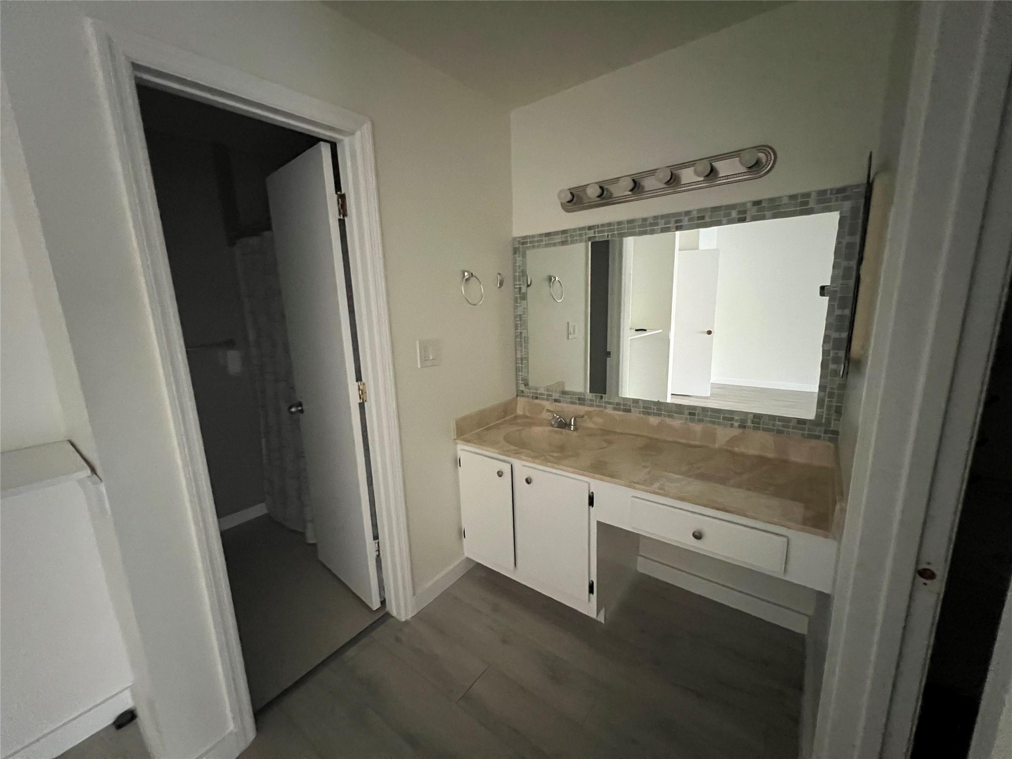 COQUINA LAKES - Residential Lease