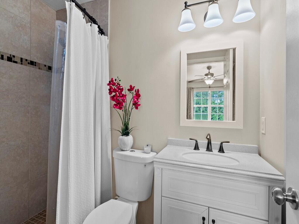 PINETREE VILLAGE - Residential