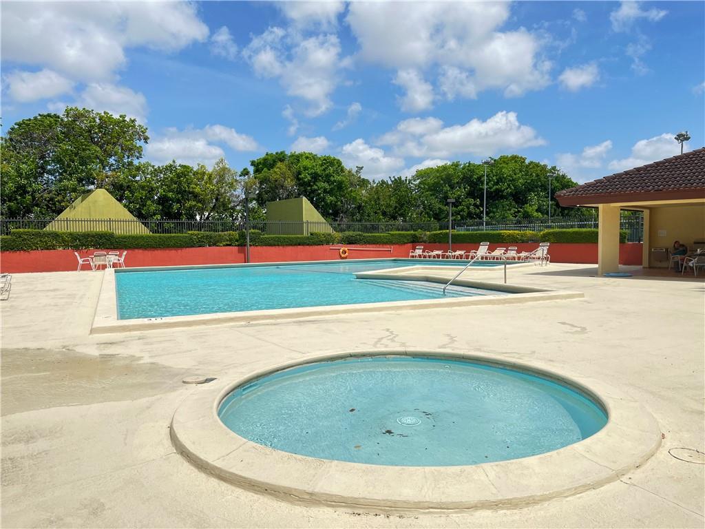 KENLAND BEND NORTH - Residential