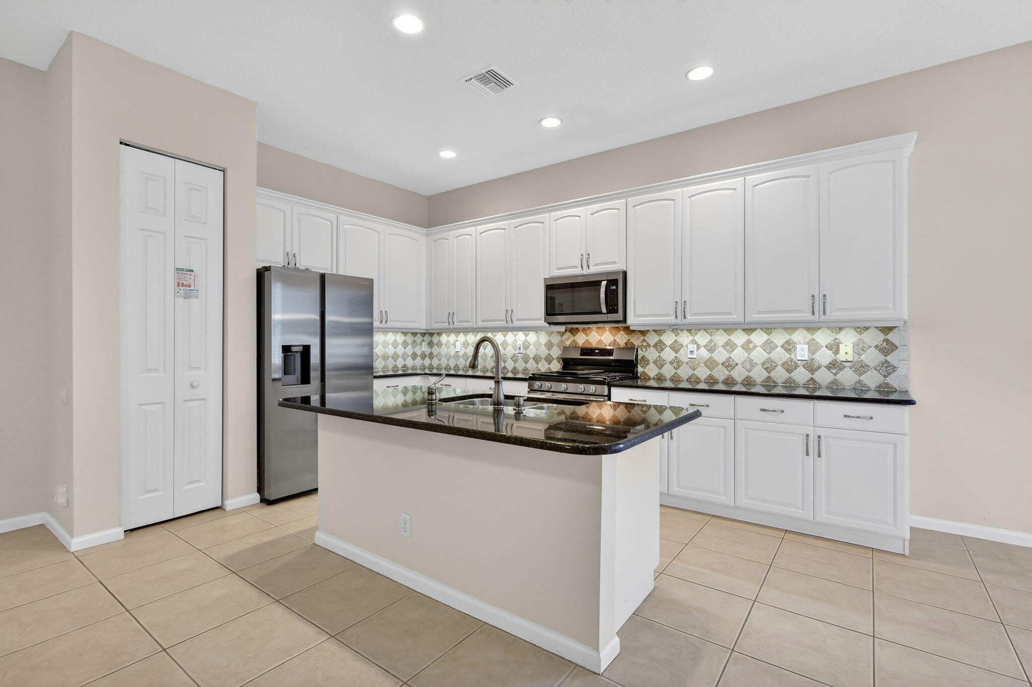 MAGNOLIA LAKES AT ST LUCIE WEST PHASE 2 - Residential