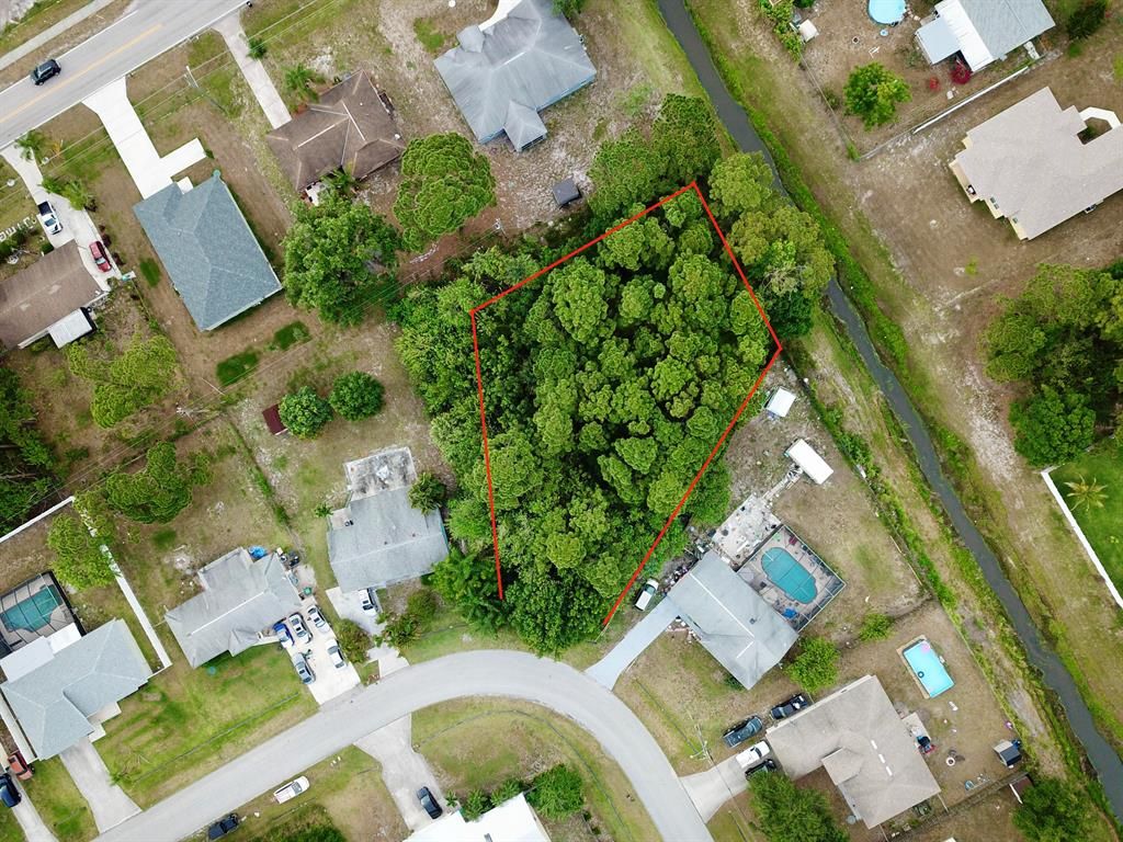 Photo of 901 SW John Maccormack Ter Terrace, Port Saint Lucie, FL 34953 (MLS # R10715722)